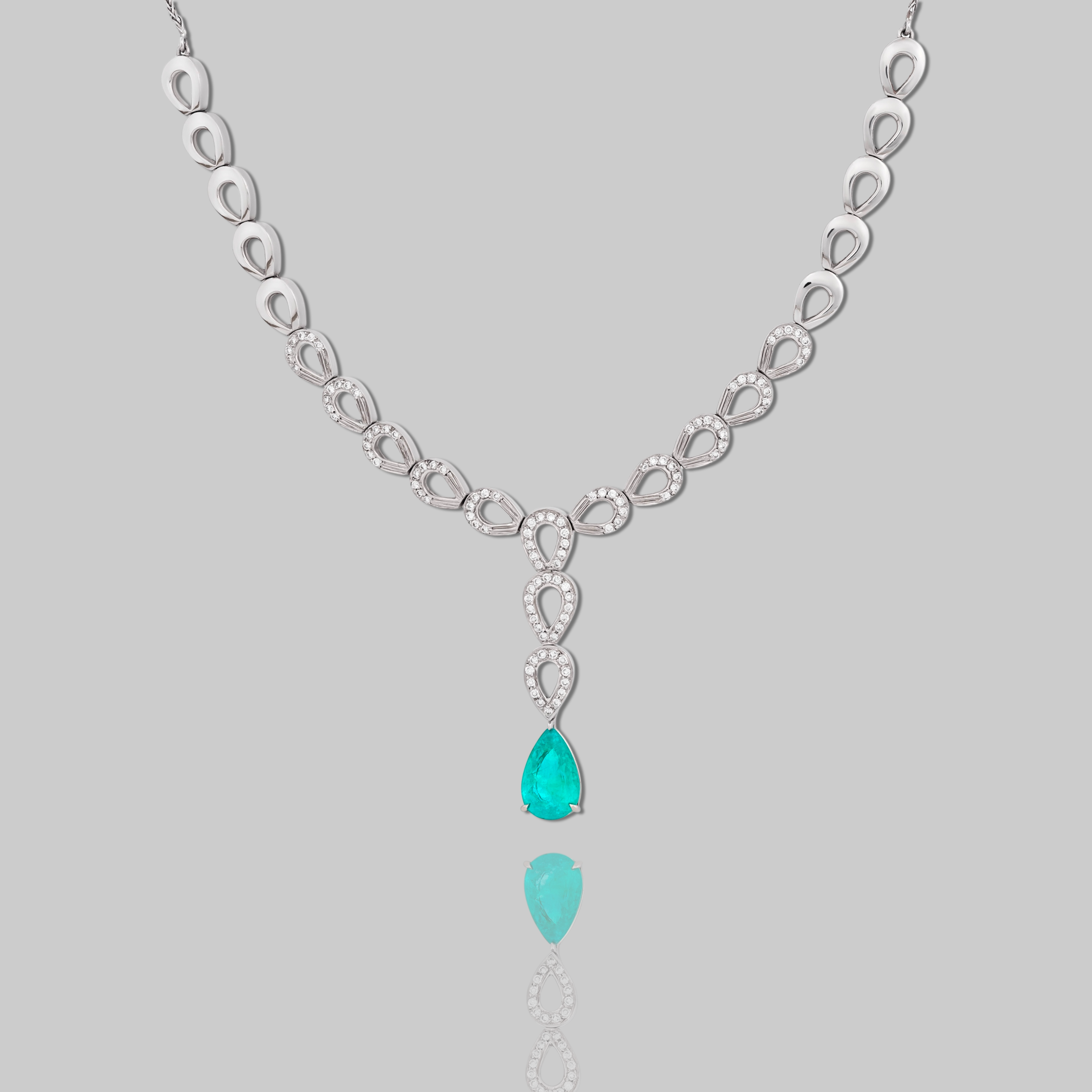 COLLIER AZURA